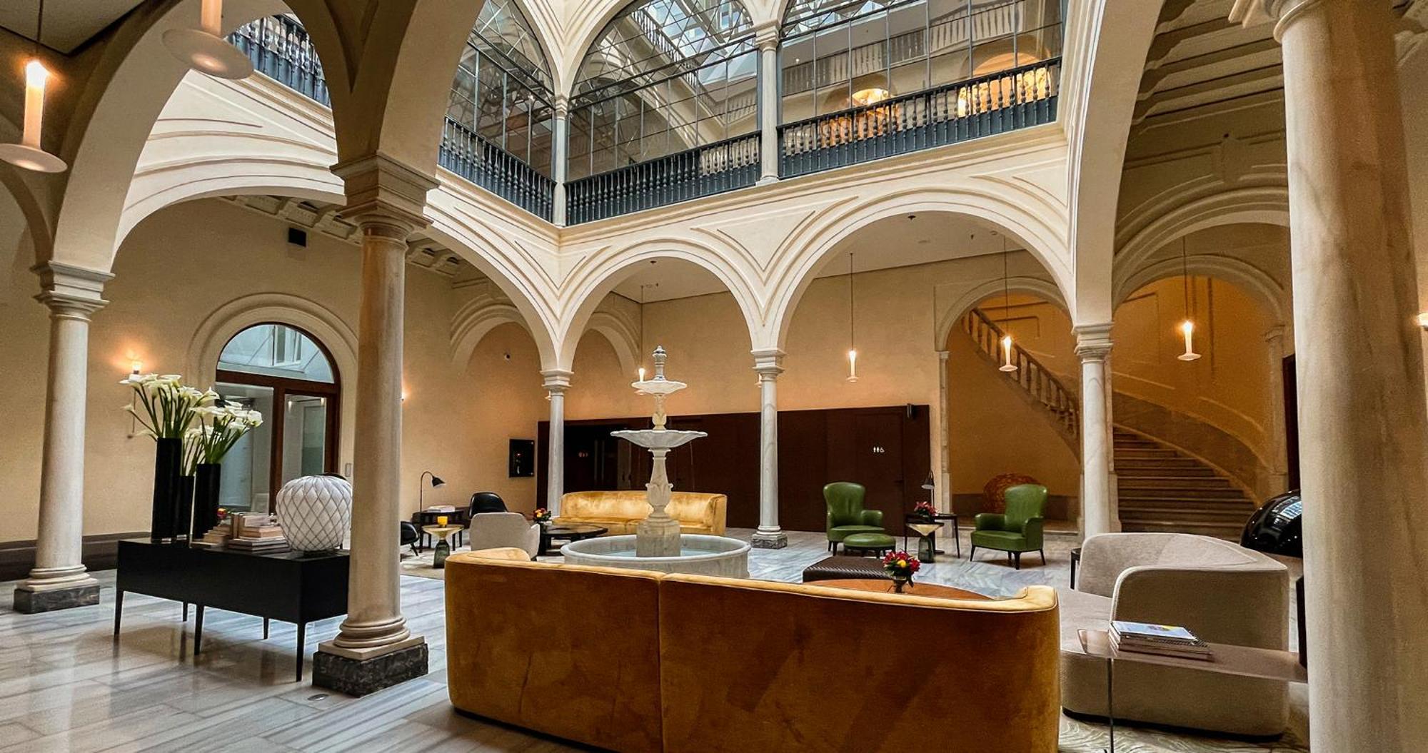 Mercer 5 Gl 5* Seville
